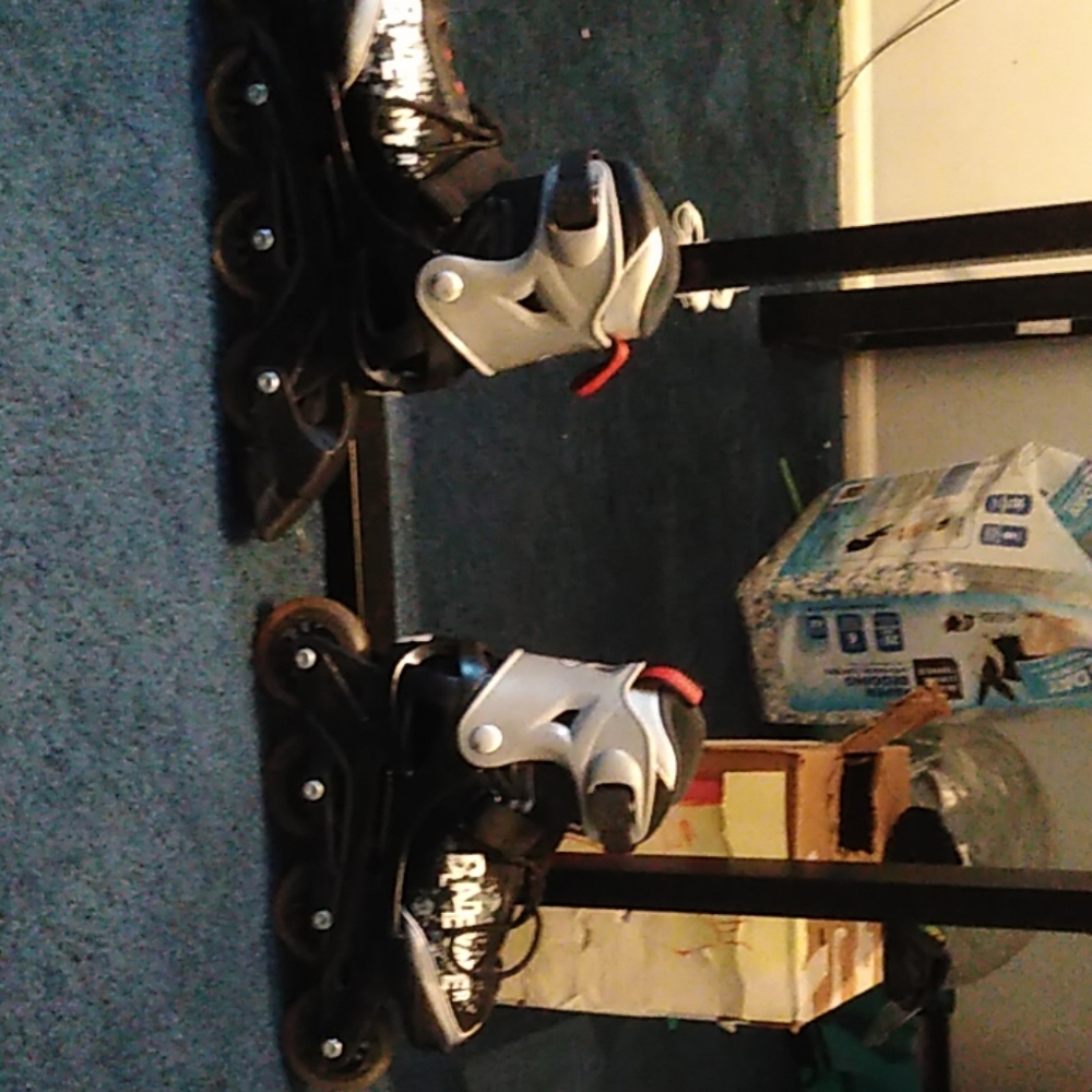 Roler blades - Picture 2 of 2